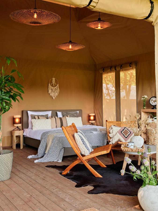 Zatoria Luxury Glamping Zator Hotel Eksteriør billede
